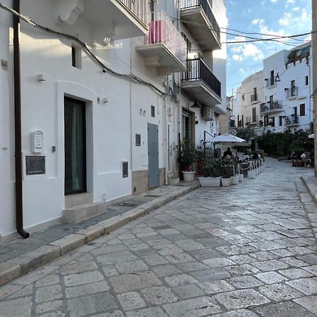 Dimora Grottacielo Lägenhet Polignano a Mare Exteriör bild