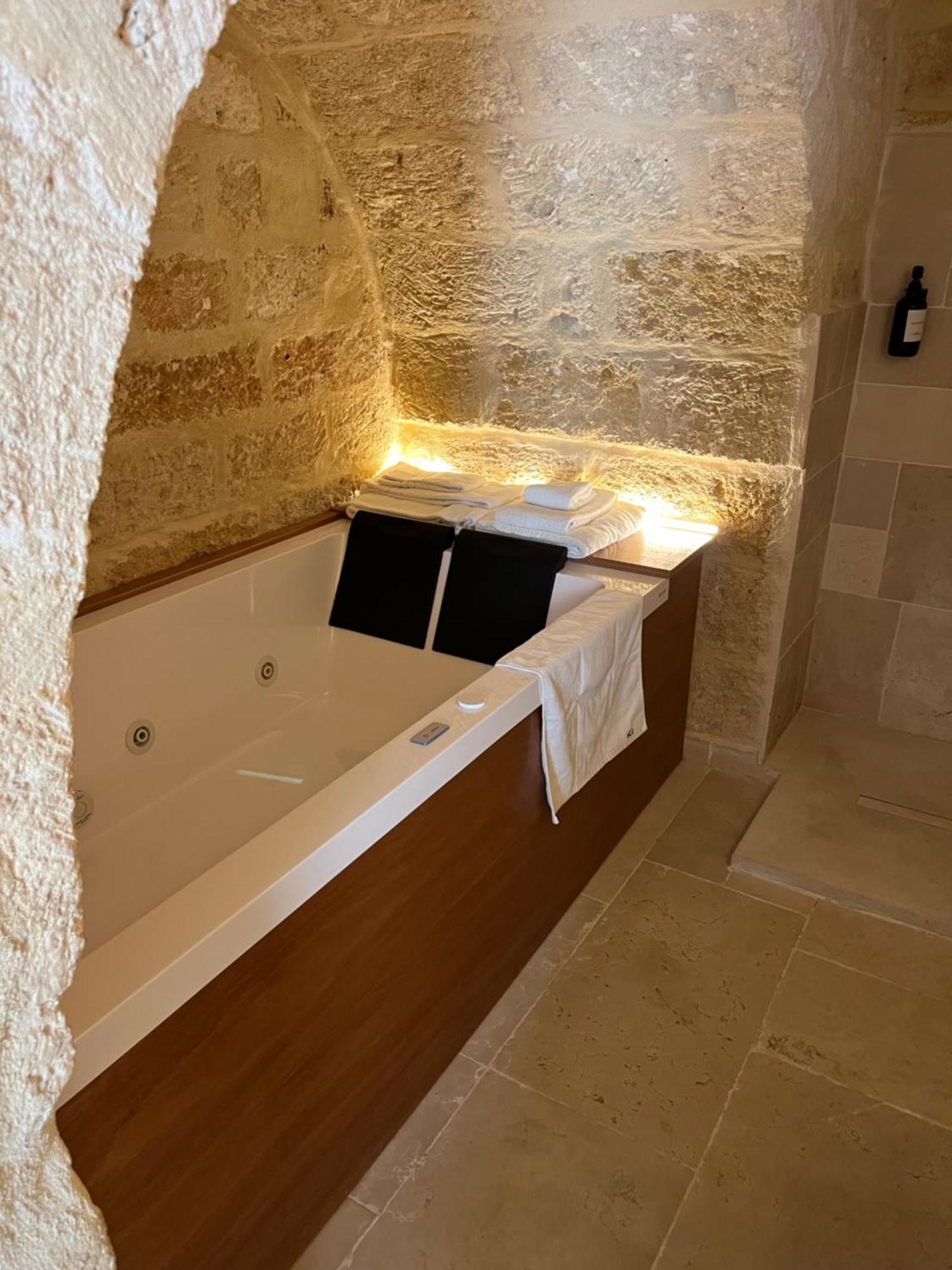 Dimora Grottacielo Lägenhet Polignano a Mare Rum bild