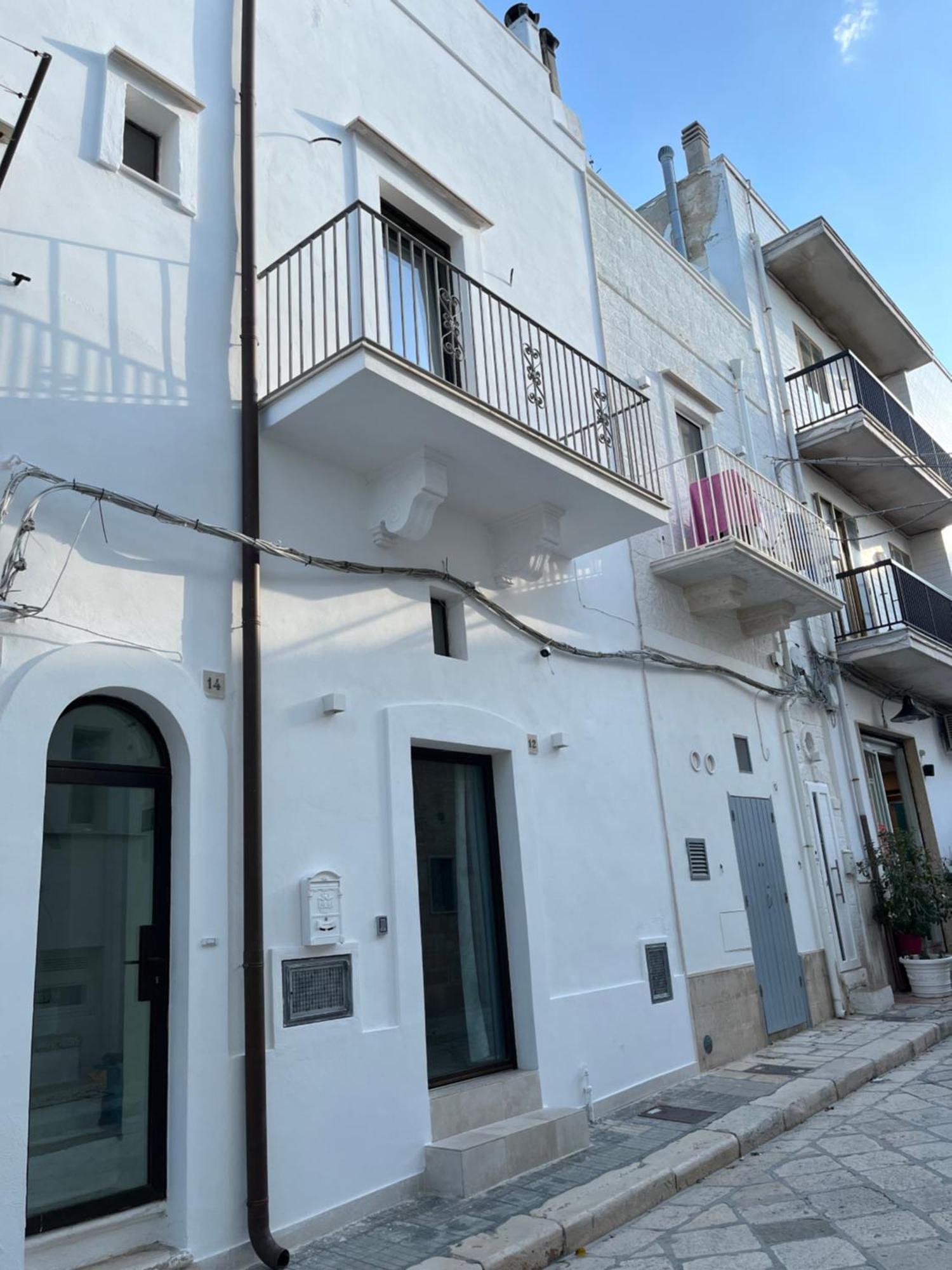 Dimora Grottacielo Lägenhet Polignano a Mare Exteriör bild